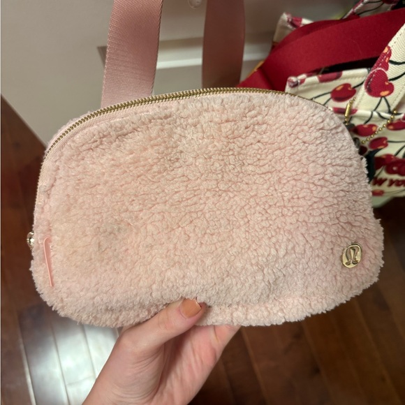 Pink Lululemon Fuzzy Crossbody/Belt Bag - Picture 8 of 8